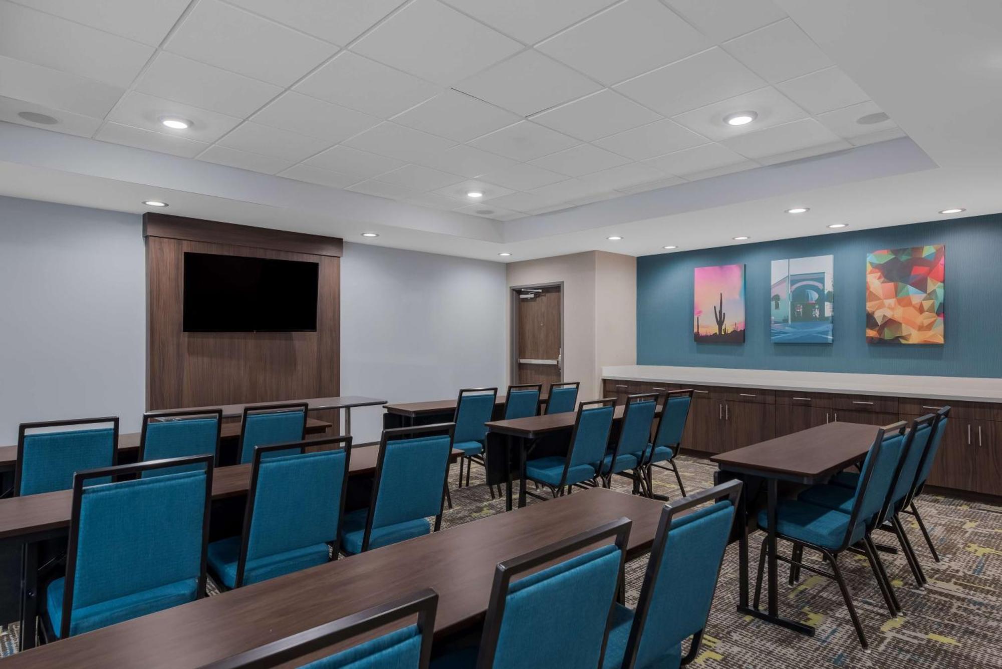 Hampton Inn By Hilton 威廉斯 外观 照片